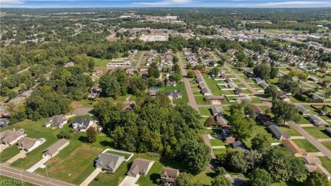 1203 35th Street NE Canton OH 44714