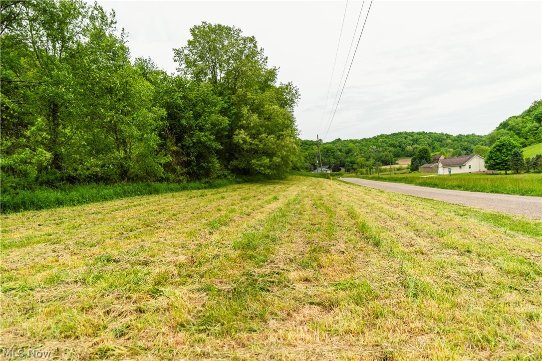 Barkley Rd Road Uhrichsville OH 44683