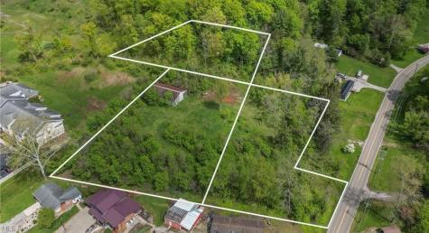 305 County House Lane Marietta OH 45750