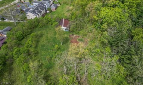 305 County House Lane Marietta OH 45750