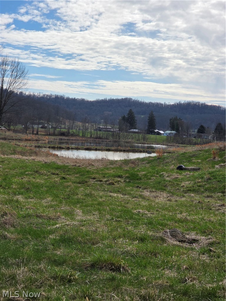 Iroquois Trail Senecaville OH 43780