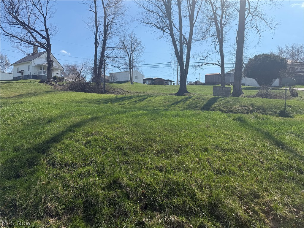 126 Oak Street Barnesville OH 43713