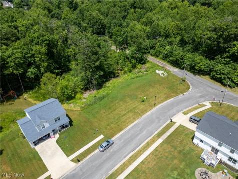 Winding Creek Drive Ravenna OH 44266