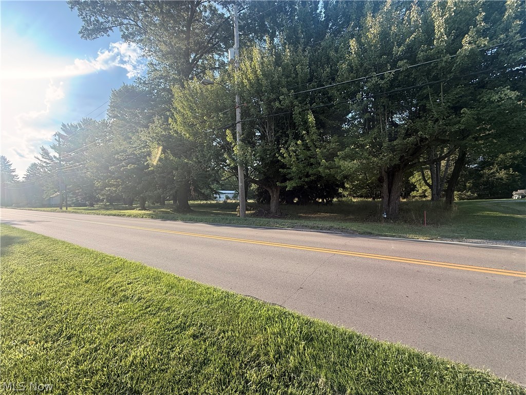 E County Line Road Mineral Ridge OH 44440