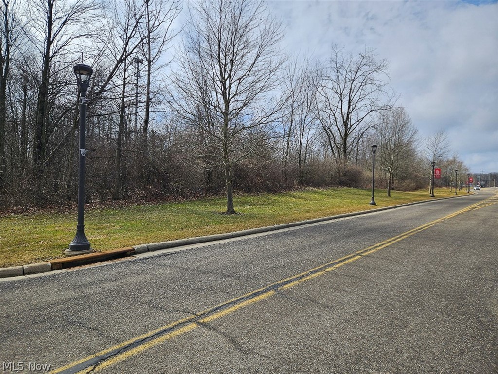 Ashley Circle Austintown OH 44515