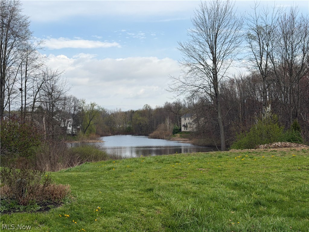 2813 Crows Nest Circle Green OH 44685