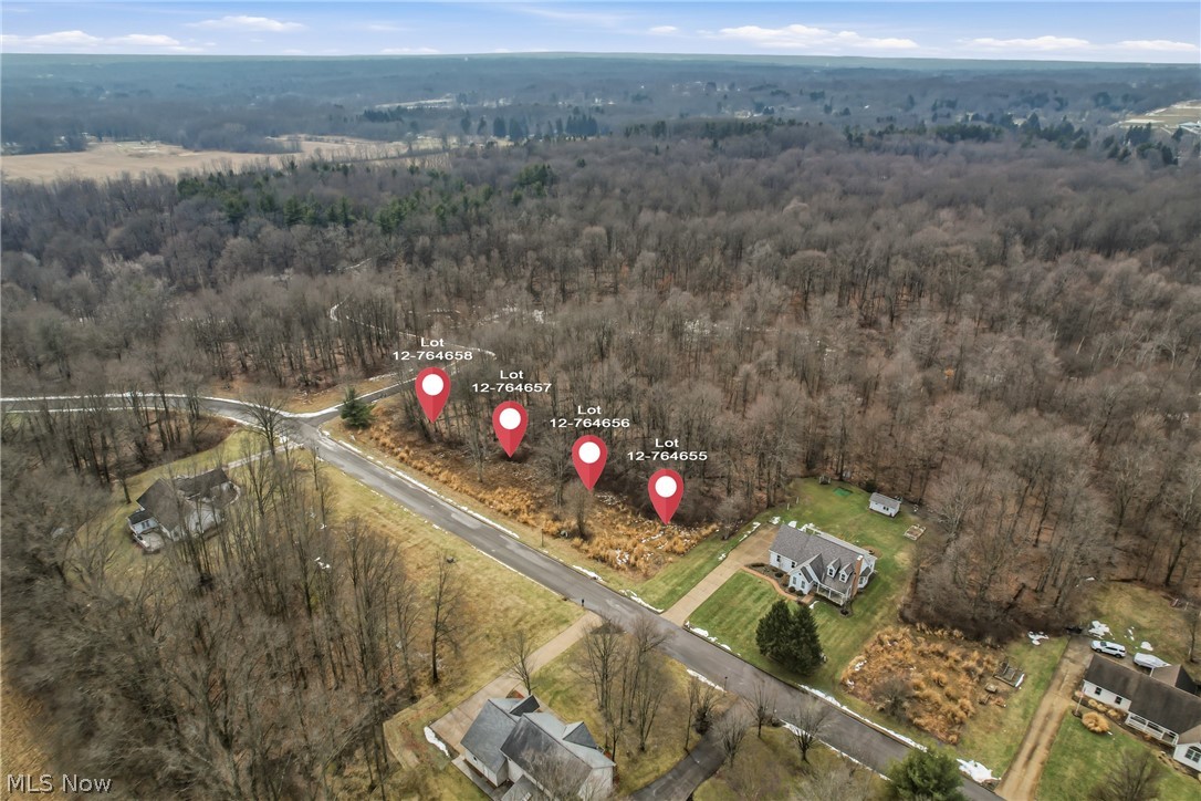Lakeview Drive Hubbard OH 44425