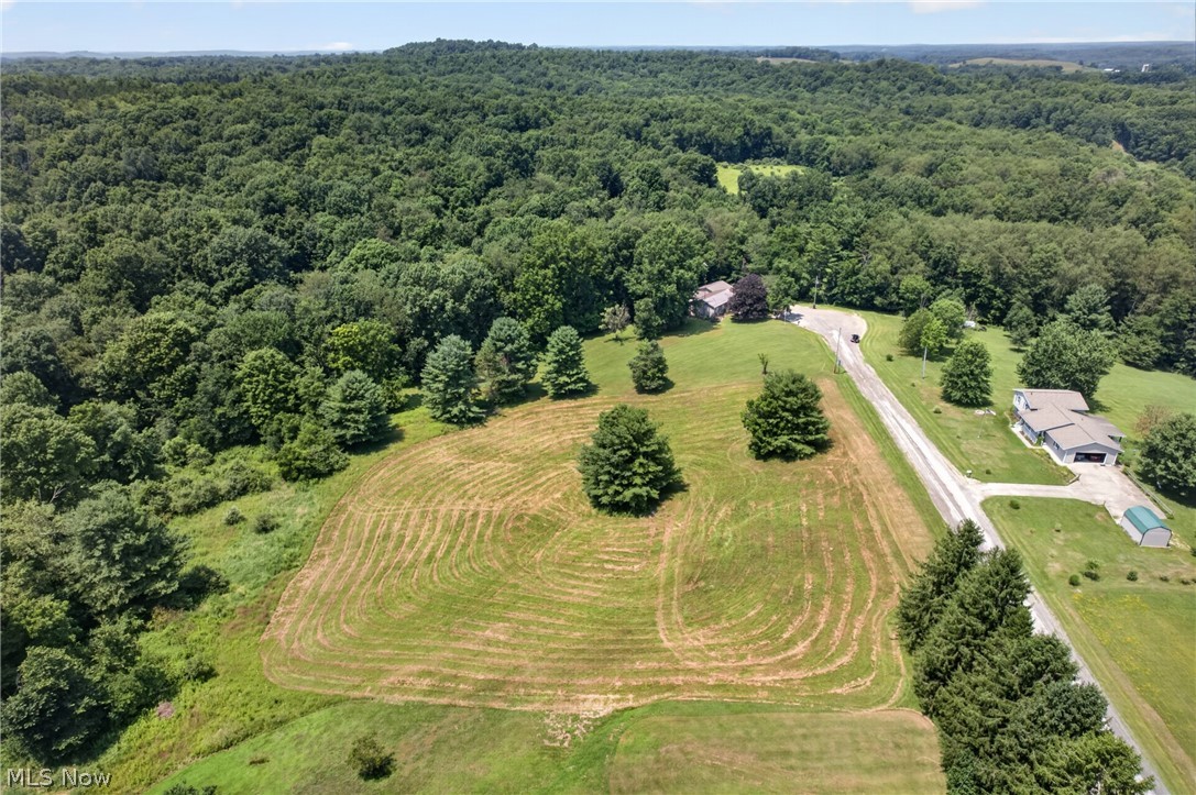 228 Pineview Lane Carrollton OH 44615