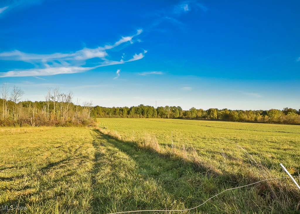 V/l Noble Road Windsor OH 44099