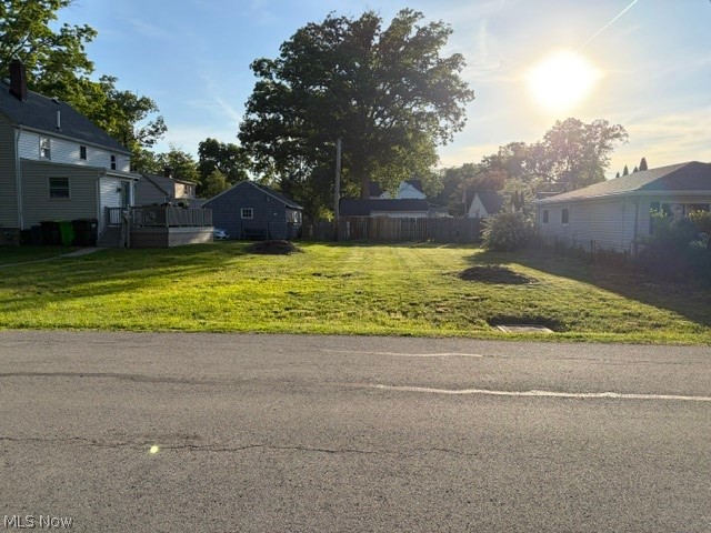 206 Oakwood Drive Avon Lake OH 44012