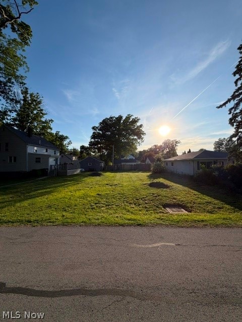 206 Oakwood Drive Avon Lake OH 44012