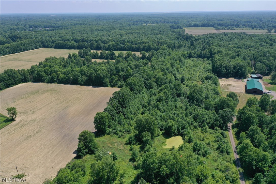 3359 Helsey Fusselman Road Southington OH 44470