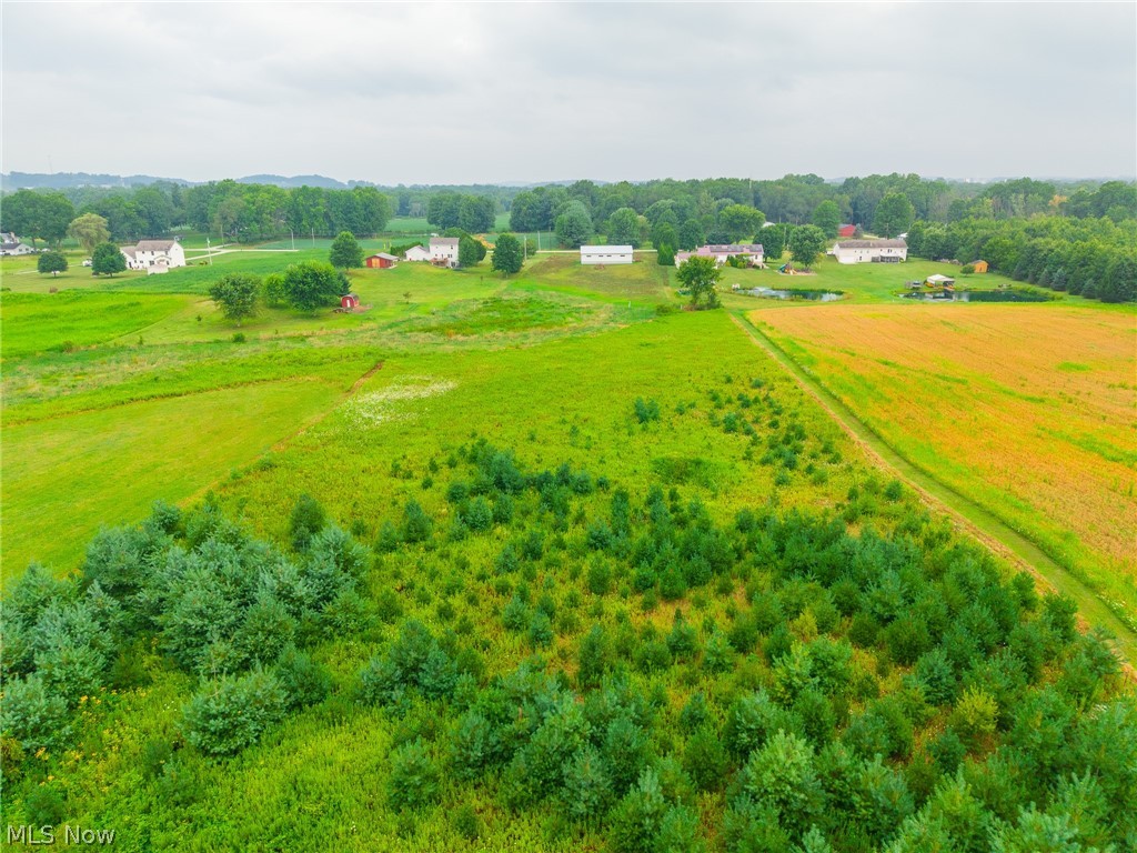 Lawndell SW Road Beach City OH 44608