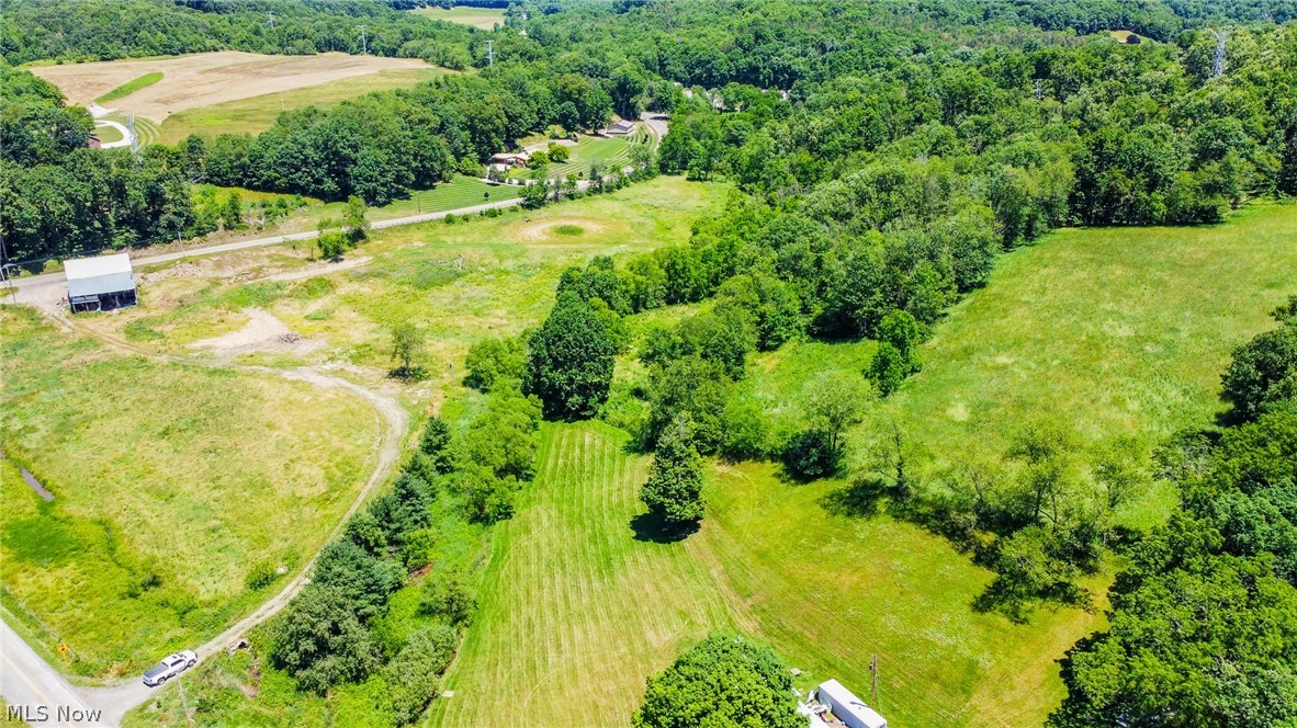 2144 Chase Road Carrollton OH 44615