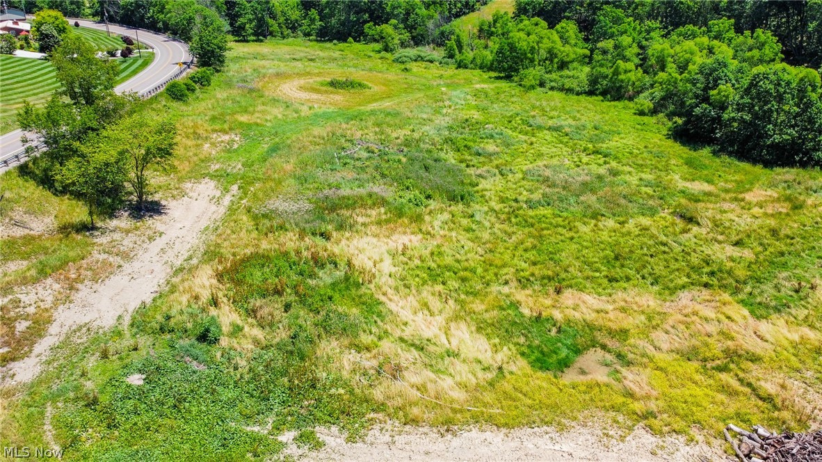 2144 Chase Road Carrollton OH 44615