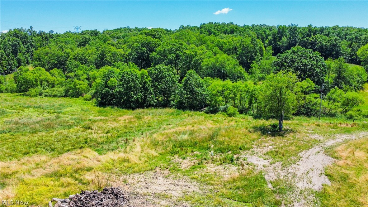 2144 Chase Road Carrollton OH 44615