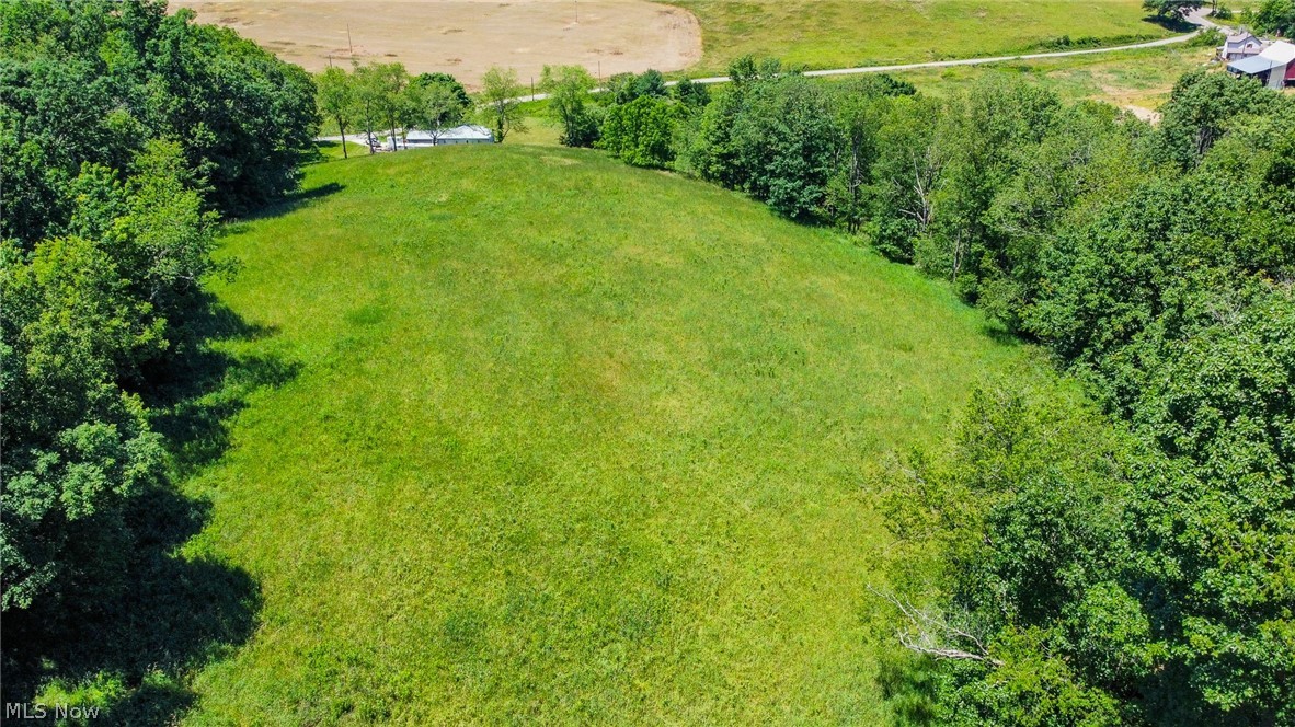 2144 Chase Road Carrollton OH 44615