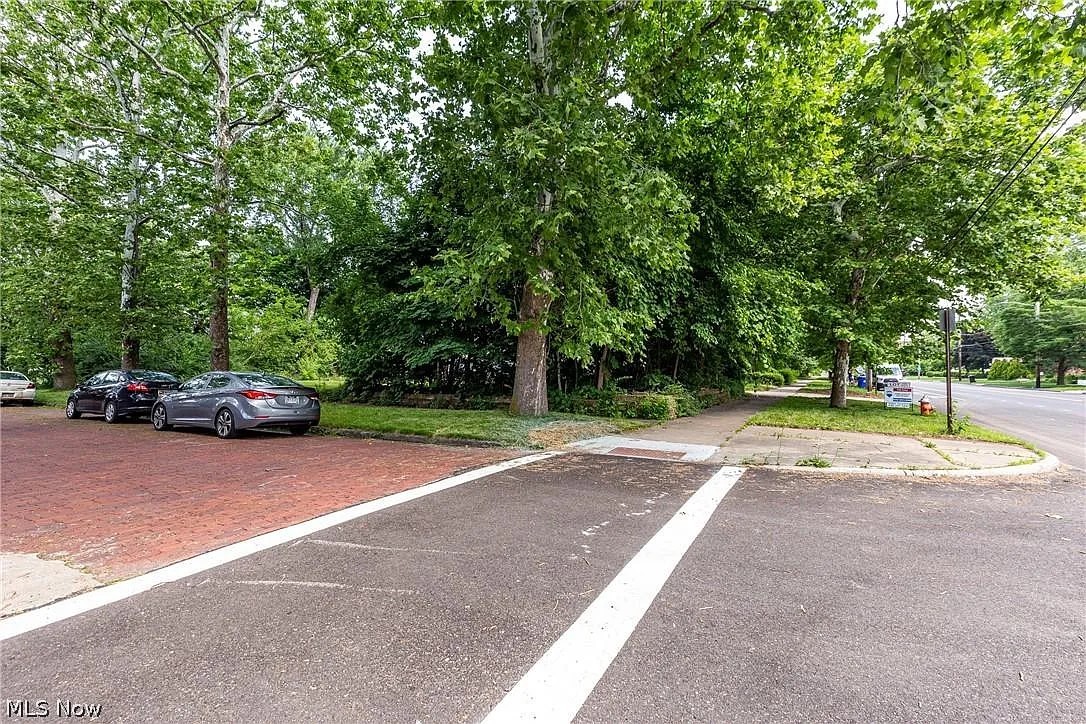 2962 W 14th Street Cleveland OH 44113