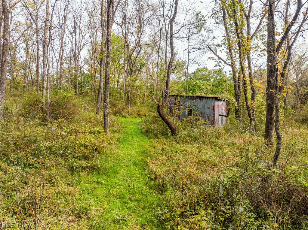 5871 State Route 204 Mount Perry OH 43760