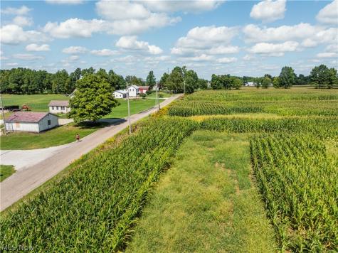 12472 Burbank Road Burbank OH 44214