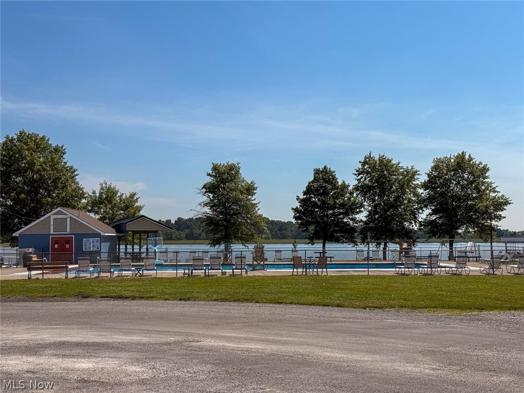 Maderia Drive West Salem OH 44287