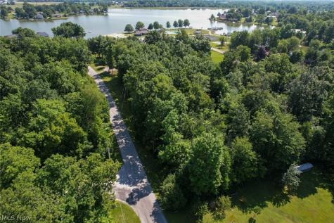 Maderia Drive West Salem OH 44287