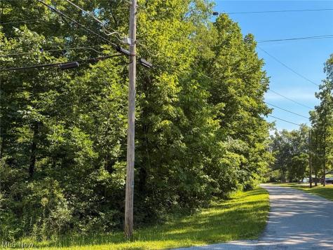 Maderia Drive West Salem OH 44287