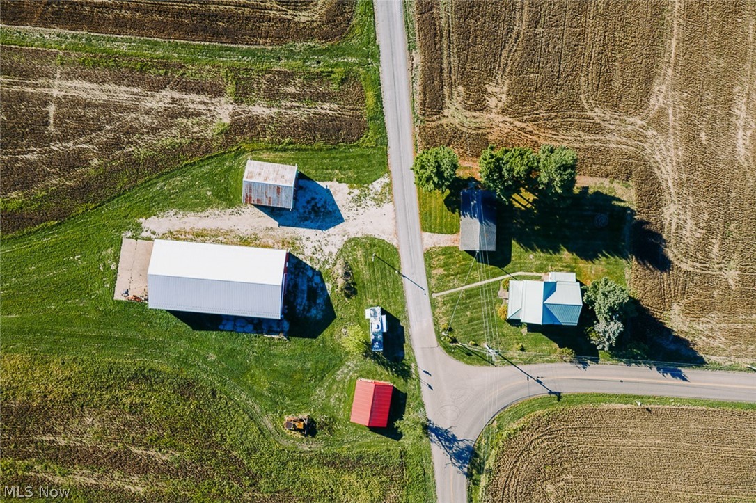 15 Glecoe Road SW Dellroy OH 44620