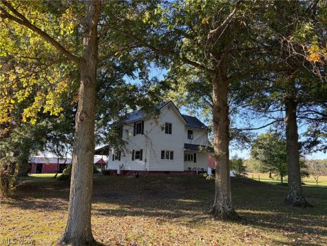 10580 Bandy Road North Benton OH 44449
