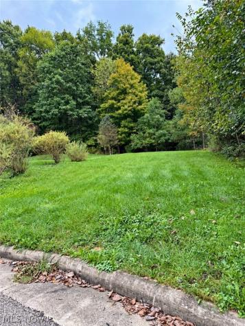 Hickory Hollow Road NW Bolivar OH 44612