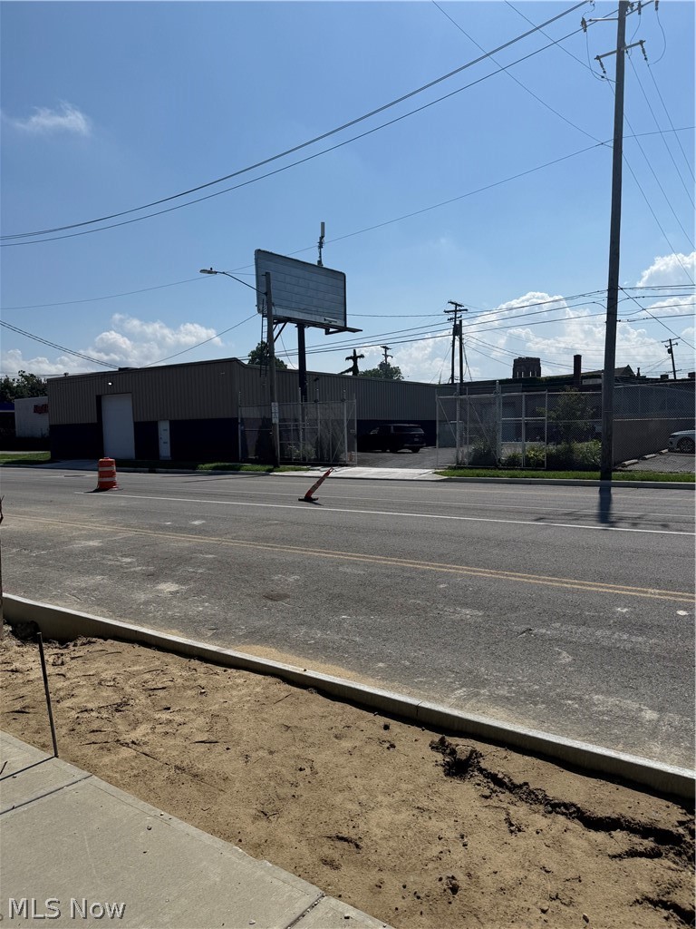 1644 E 49th Street Cleveland OH 44103