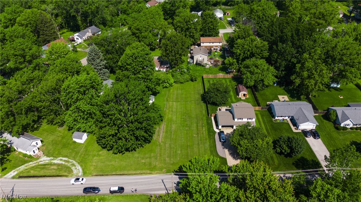 Ville Florence Avenue Painesville OH 44077