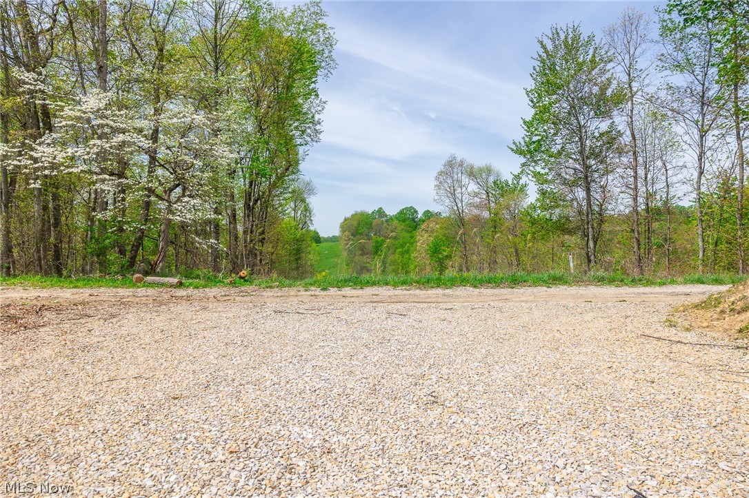 6268 Kings Ridge Road Newcomerstown OH 43832