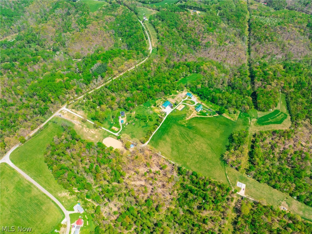 6268 Kings Ridge Road Newcomerstown OH 43832