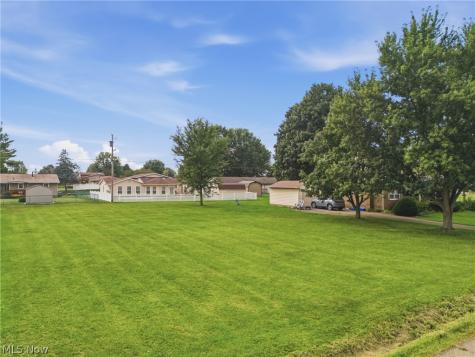 Boettler Street NE Canton OH 44721