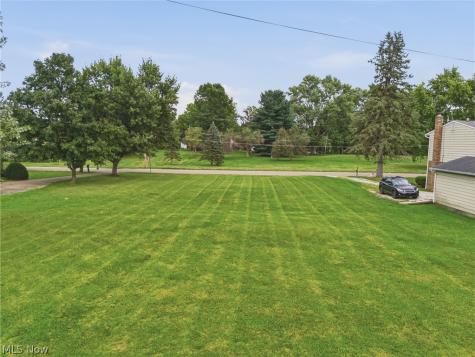 Boettler Street NE Canton OH 44721