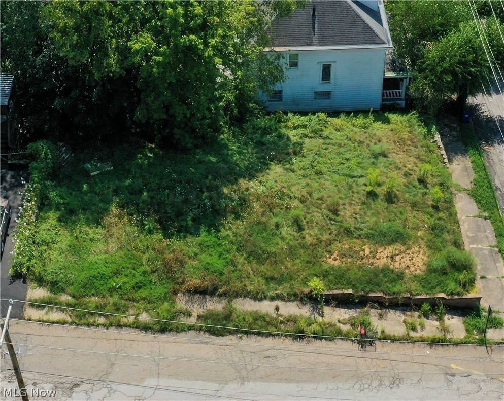 826 Lincoln Avenue East Liverpool OH 43920