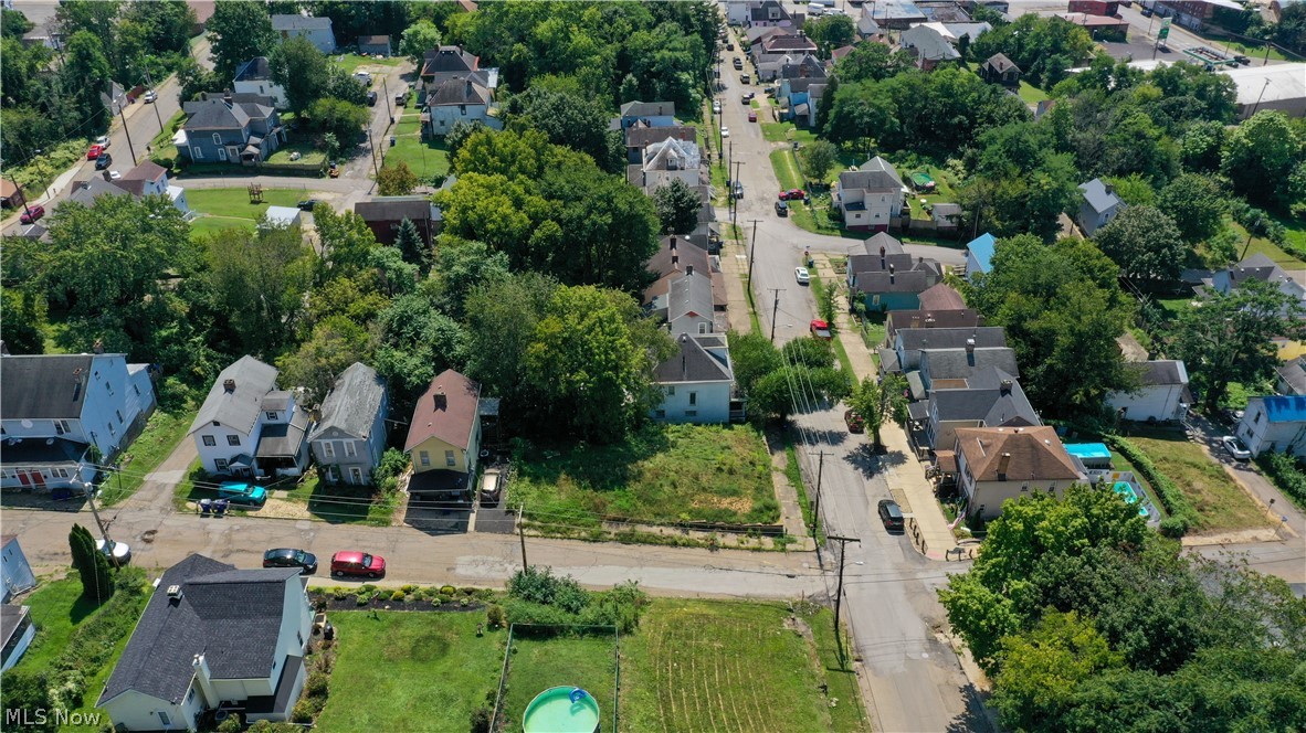 826 Lincoln Avenue East Liverpool OH 43920