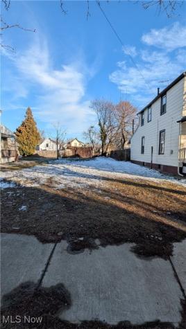 3565 W 47th Street Cleveland OH 44102