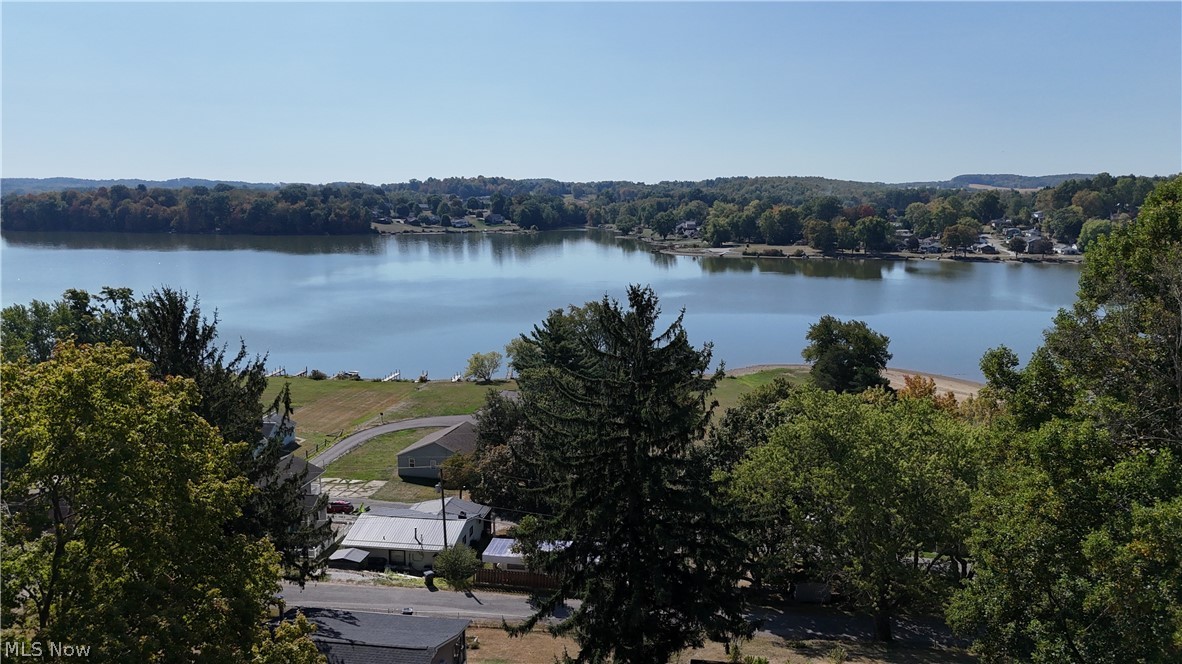 32840 Camp Drive Hanoverton OH 44423