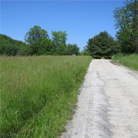 Fargo Road SW Dellroy OH 44620