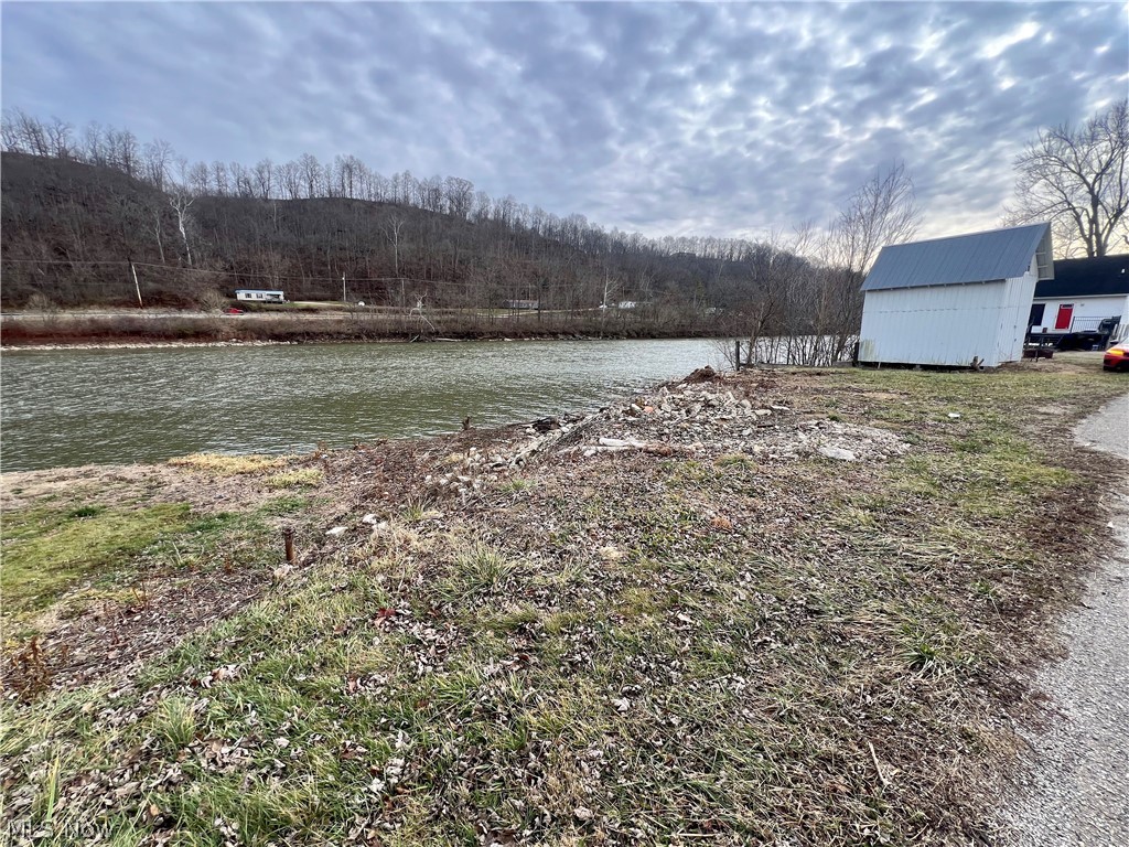 4118 N State Route 669 NW Malta OH 43756
