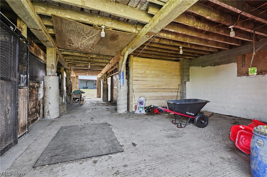 46766 Clarkson Road Rogers OH 44455