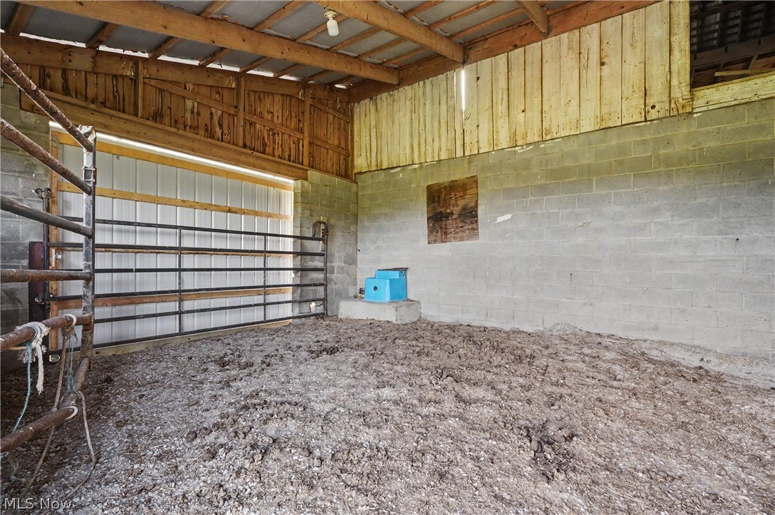 46766 Clarkson Road Rogers OH 44455
