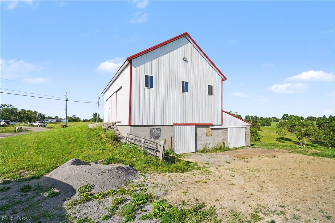 46766 Clarkson Road Rogers OH 44455