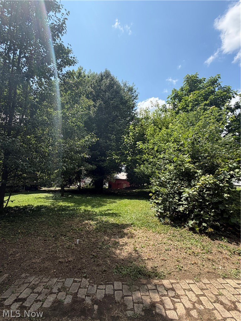 327 S 3rd Street Coshocton OH 43812