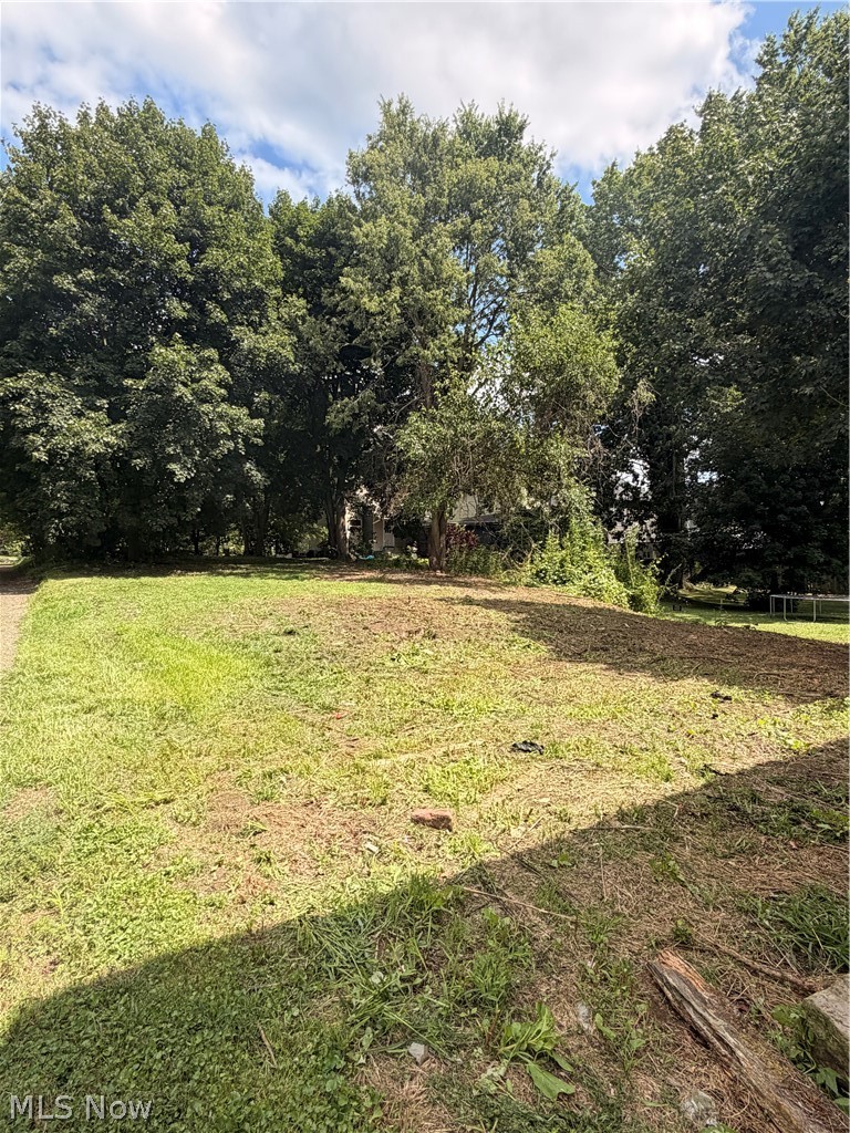 327 S 3rd Street Coshocton OH 43812