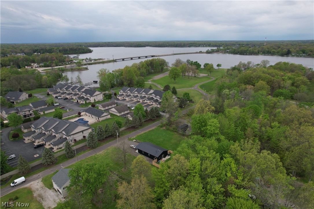 Milton Avenue Avenue Lake Milton OH 44429
