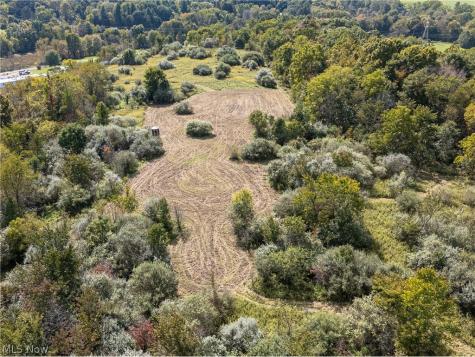 7145 Bluebird Road East Canton OH 44730