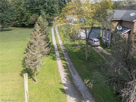 7145 Bluebird Road East Canton OH 44730